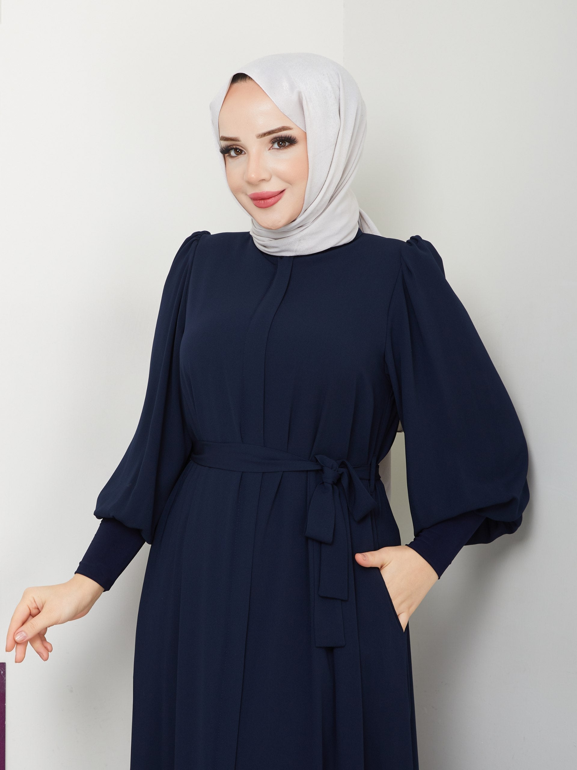 Lacivert Yasmin Model Ferace - Kumaş Detayı | Fugu Ferace Tesettür Giyim